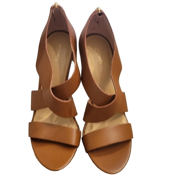 Michael Kors Elena Platform Size 9 NWOB - Picture 3 of 8